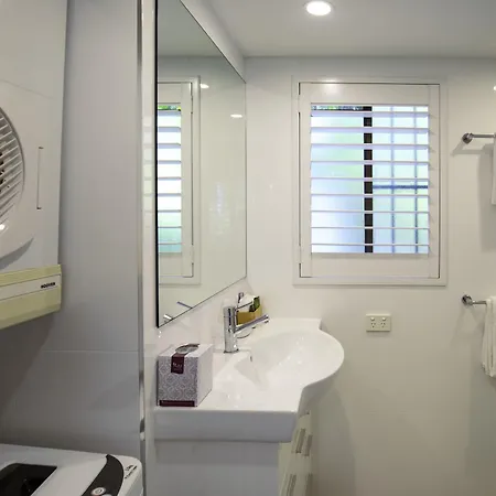 Ocean Breeze Resort Noosa Heads Exterior photo